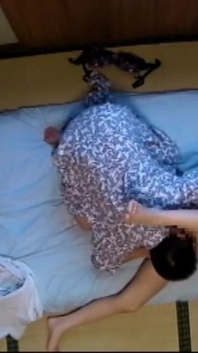 She Came to Relax Me. I Ended up Giving Her the Real Tension. - Chapter4