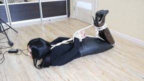 Hot long-legged hottie in long-heeled boots tied up she's rolling on the floor
