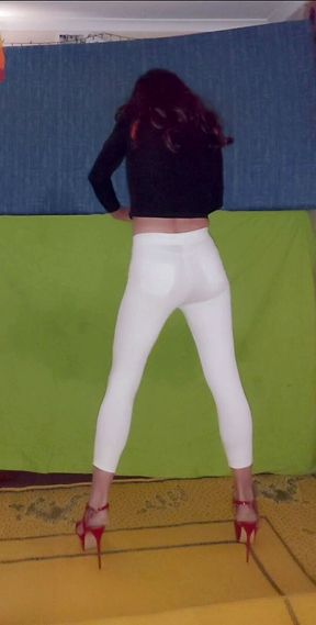 White stretch pants