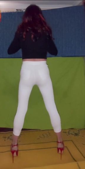 White stretch pants