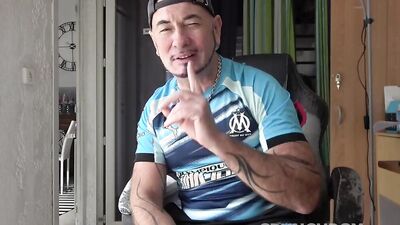 Kathy Anderson takes it deep in the ass in exhib's public cruising spot