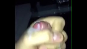 Mi amigo se corre por Kik