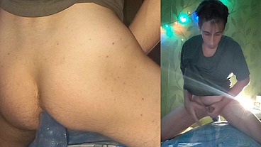 Sexy babe rides a big cock in front of a webcam. Filling the entire sofa with sperm without using my hands