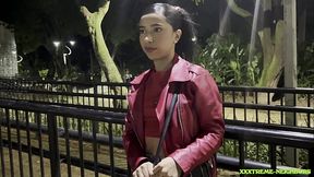 I TAKE A STRANGER HOME IN MEDELLIN AND END UP FUCKING HER WITHOUT A CONDOM