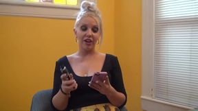 Boss Licks Employee Dirty Feet Hali Sassy