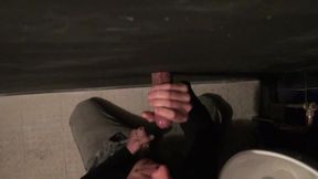 227 / suker dick in glory holes of toilett of bar