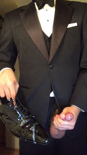 Horny in Tuxedo