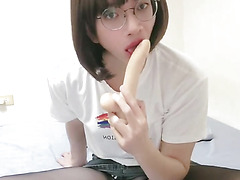 Shemale TingXuan black stockings Barefoot blowjob