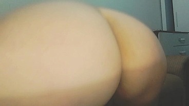 Vivi Guedez. - Com um bumbum avantajado!