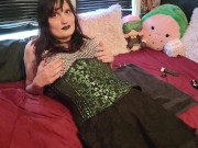 Trans girl in green corset close up cum shot