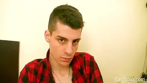 Big David In Exclusive Casting - Playing With Big Cock - David Freeman