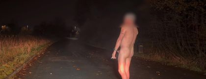 Wanking my big cock naked barefoot in the road  when a car passes