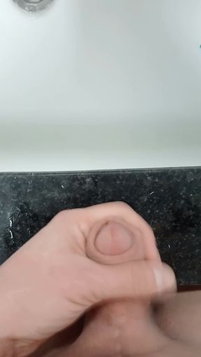 Murray Yaman Masturbates Solo in the Bathroom Watching His Own Porn..