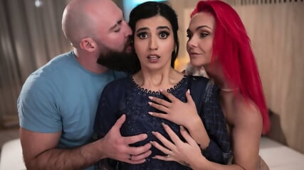 Roxi Keogh & Aaliyah Yasin - Sister, What The Fuck!