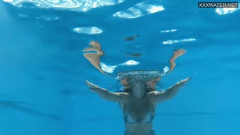 Angelica Heart's Sizzling Underwater Solo Show