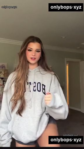 OnlyFans model in casual attire