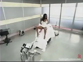 Jada Fire loves getting her feet worshipped while standing in front of the