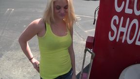 ”Runaway Lesbian Girls Riley Evans & Miss Dallas”