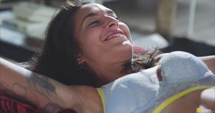 Stunning Tattooed MILF Anita Shows Off Her Curves in HD