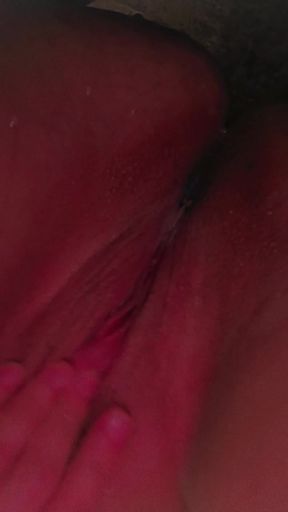 I got hot while bathing and masturbated