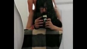 Sexy ladyboy films herself getting drilled