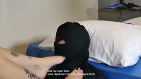 I LOVE FUCK YOUR MOUTH WITH MY NICE FEET JESSIE AND MALE SLAVE