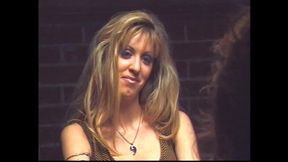 Horny Prisoner Slut Fucks the Lawyer