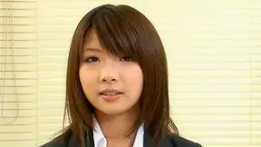 Shaved Office Beauty Seduces Boss in Hot Interview Scene – Vid 7