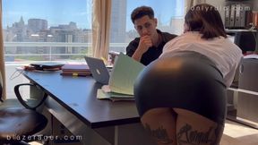 Boss takes his secretary on a filthy desk break