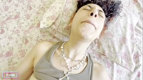 NOVINHA VAI A PRIMEIRA VEZ NO MOTEL E TENTA PERDER A VIRGINDADE DO C&Uacute_