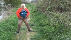 Lexie & the outdoor walk and flashing herself & tights
