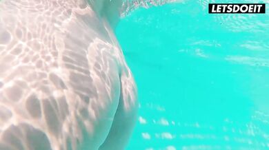 Busty Slut Amina Danger Crazy Fuck With BBC Outdoors - LATINA MILF