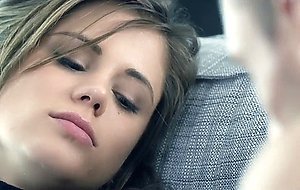 Caprice, double tease