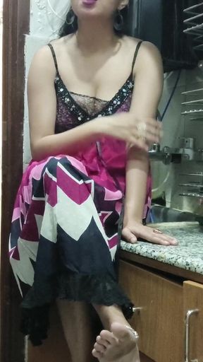 First Time Jija Sali Ki Romantic Sex Video Mera Wife Ka Bahan Ke Sath First Time in Car Fucked in Indian Beautiful Woman