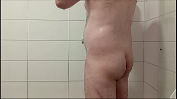 Hotel shower