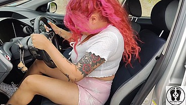 DESPERATE WOMAN IN TROUBLE WITH HER CAR FEMALE DESPERATION