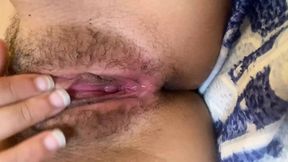 Masturbating by my self , destroying my wit pussy