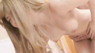【無】視界侵入！たちまち挿入！ ～女熱大陸の舞台裏でいきなり挿入されちゃいました～ 青山はな パート1