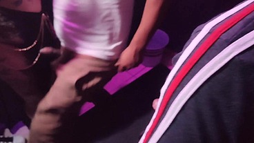 Danabarzagli - delicioso gang bang en cabinas 4 vergas para mí solita y cuatro cuernos para mi esposo