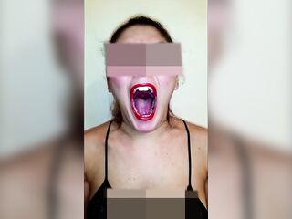 Beauty Giant Throat & Lengthy Tongue