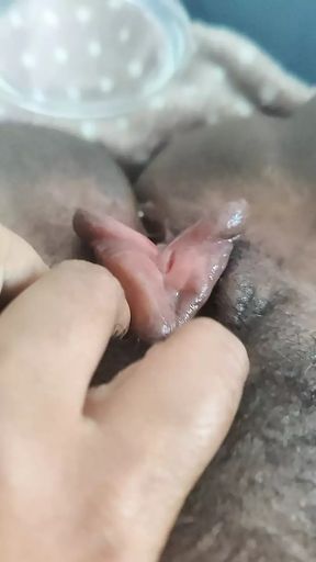 Saturday pussy pumping my well fucked hole