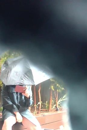 Amateur Guy Caught Peeing in a Public Park