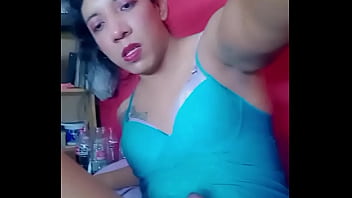 Dilatando mi ano para una doble penetraci&oacute_n