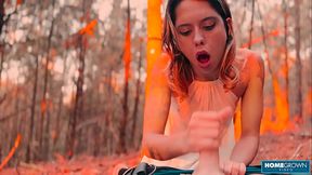 Scarlett Taylor and Stephan Rogers can'_t help fucking outdoors