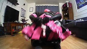 Sissy handcuff quicky