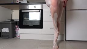 Peeing in Pantyhose Wetting on the Floor