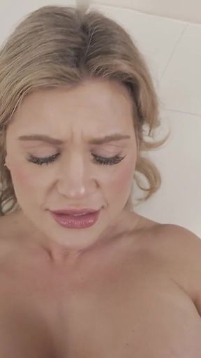 Stepmother Judysxxx - Your Busty MILF Stepmom Andie Anderson Welcomes You Home From College
