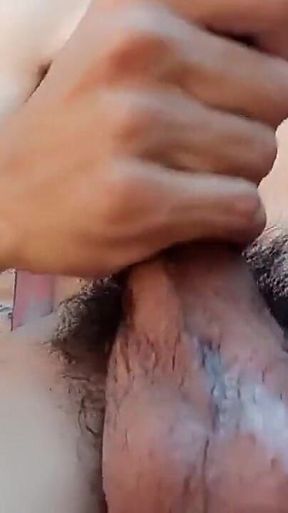 A Quick Handjob in My Yard