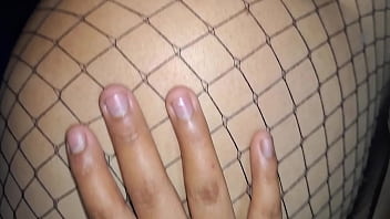 Me espera en la cama con ganas de hacer una doble penetraci&oacute_n anal y vaginal