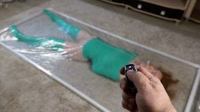 Green mummification with bandages in a vacuum bed